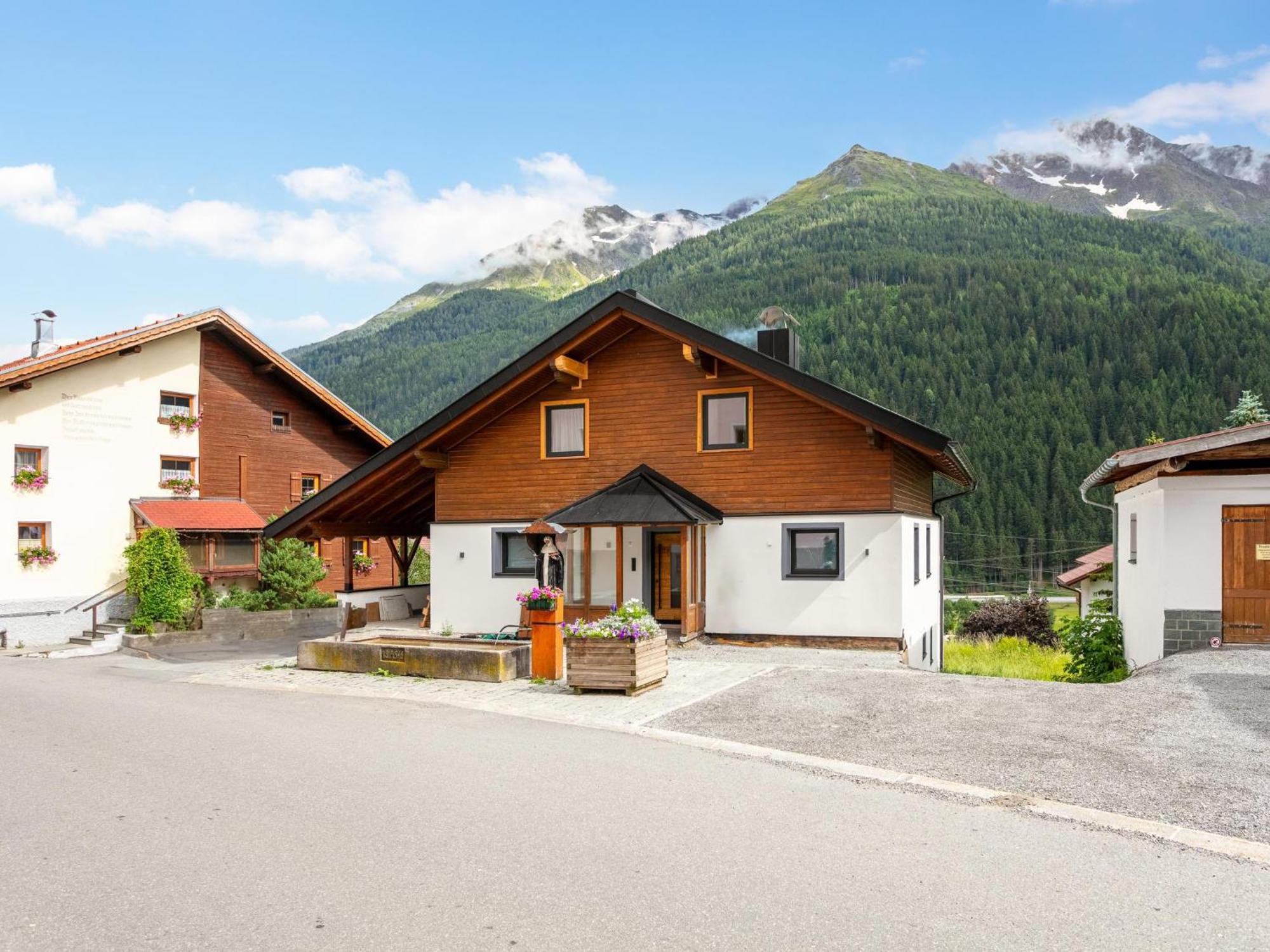 Alpenlodge Pettneu Lodge 2 Pettneu am Arlberg Eksteriør billede